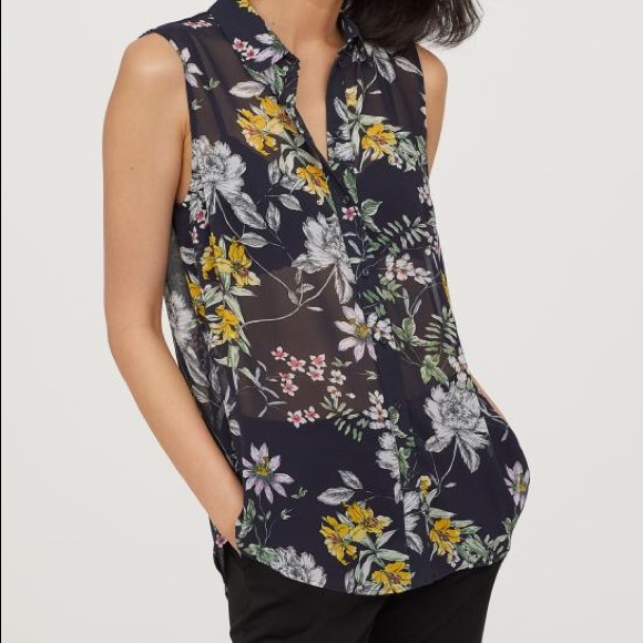 H&M Tops - Blouse